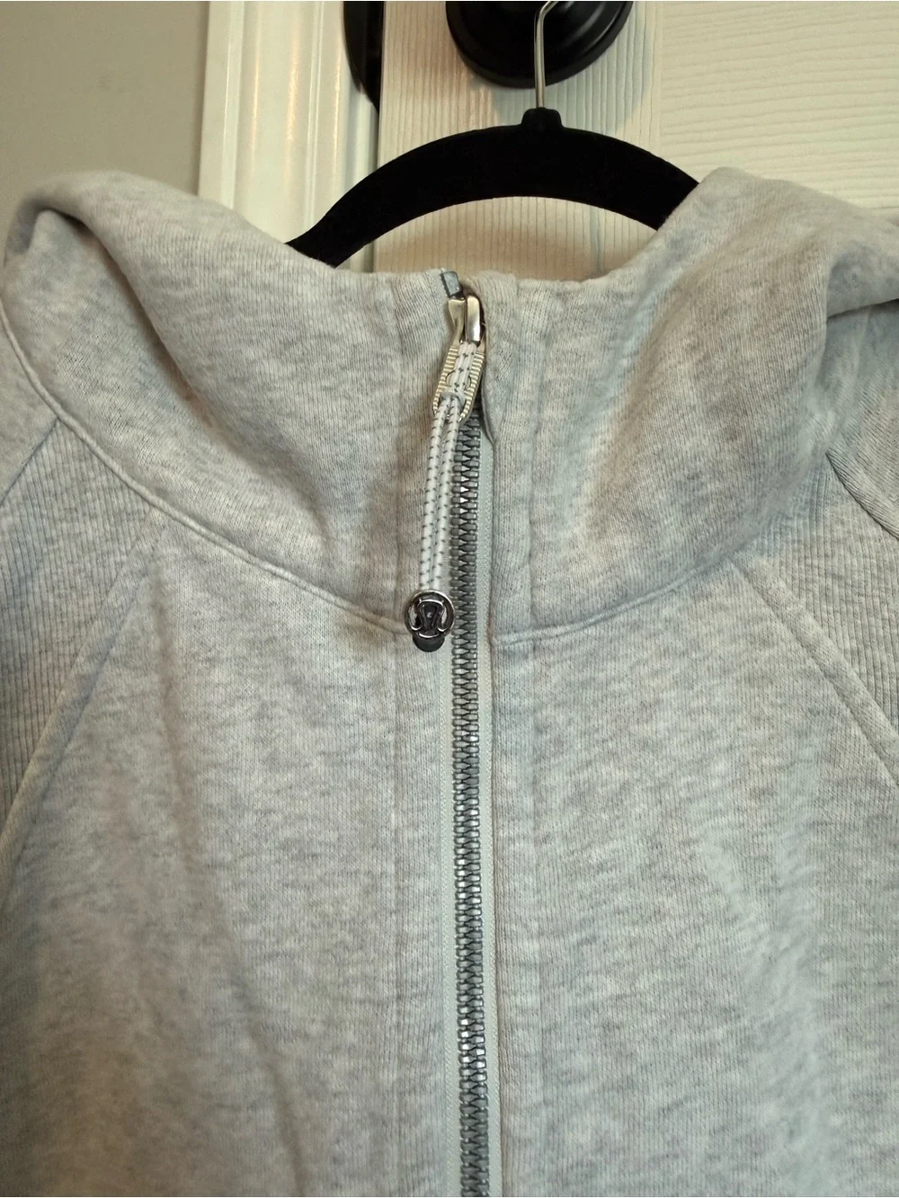Lululemon Scuba Cropped Women's Light Gray Half-Zip Hoodie